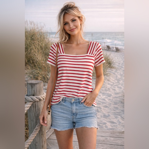 Green Envelope Tops - Green Envelope Red & White Stripe Square Neck Short Sleeve Top Size Large